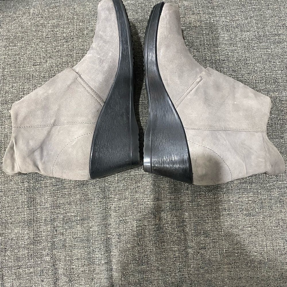 Dansko Romy Gray Ankle Wedge Boots Women Size Eu 38 - Picture 5 of 11